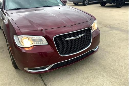 2016 Chrysler 300 S