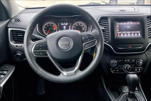 2020 Jeep Cherokee Latitude