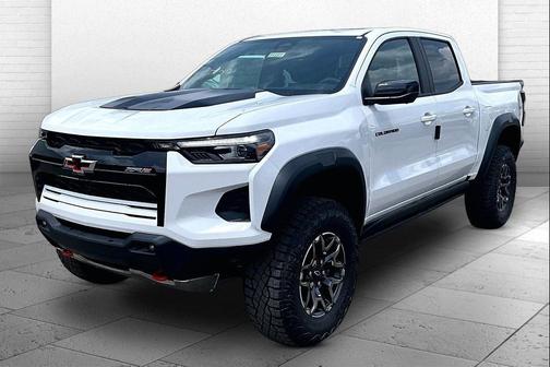 Summit White 2026 Chevrolet Colorado ZR2