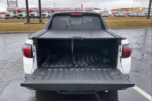 2025 Hyundai SANTA CRUZ SEL Activity