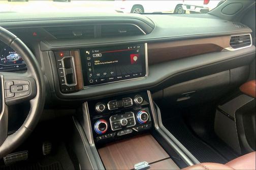 2024 GMC Yukon Denali Ultimate