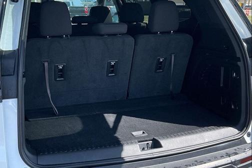 Summit White 2025 GMC Acadia FWD Elevation