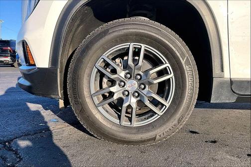 2025 GMC Acadia FWD Elevation