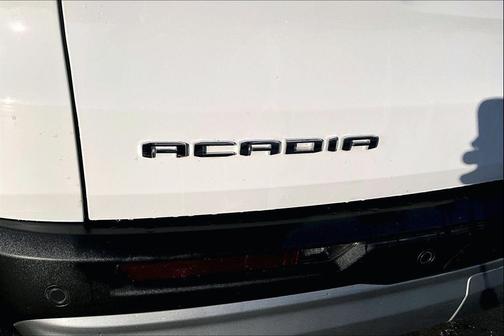2025 GMC Acadia FWD Elevation
