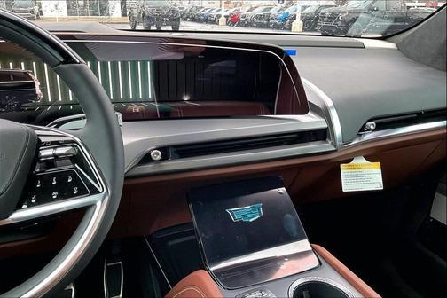 2026 Cadillac VISTIQ Platinum