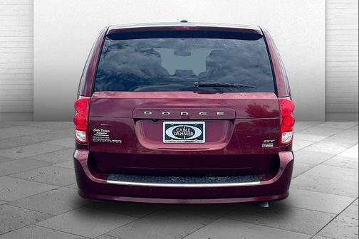 Octane Red Pearlcoat 2019 Dodge Grand Caravan GT
