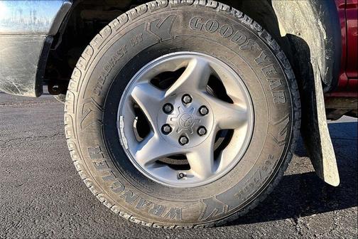 2003 Toyota Tacoma Base