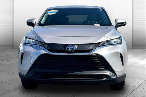 Titanium Glow 2021 Toyota Venza LE