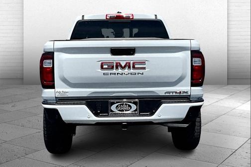 2025 GMC Canyon AT4
