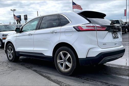 Oxford White 2022 Ford Edge SEL