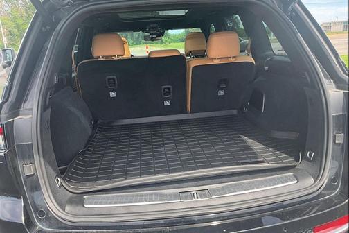 Diamond Black Crystal Pearlcoat 2022 Jeep Grand Cherokee Summit