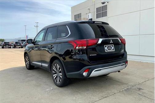 2019 Mitsubishi Outlander SEL