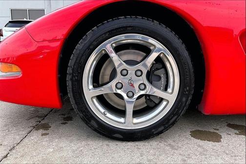 2001 Chevrolet Corvette Base