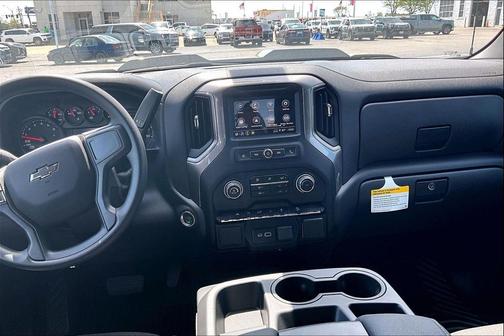 White Sands 2026 Chevrolet Silverado 1500 Custom Trail Boss