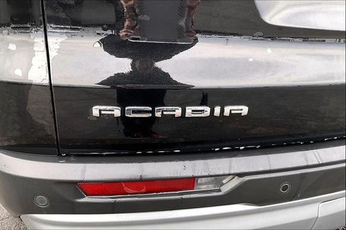 2024 GMC Acadia FWD Elevation
