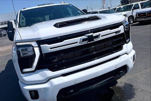 Summit White 2024 Chevrolet Silverado 2500 LTZ