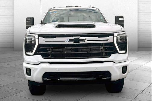 Summit White 2024 Chevrolet Silverado 2500 LTZ