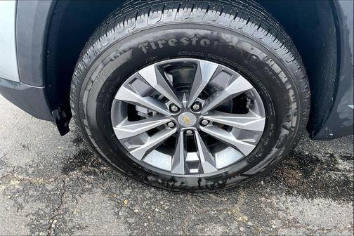 Sterling Gray Metallic 2026 Chevrolet Equinox 1LT