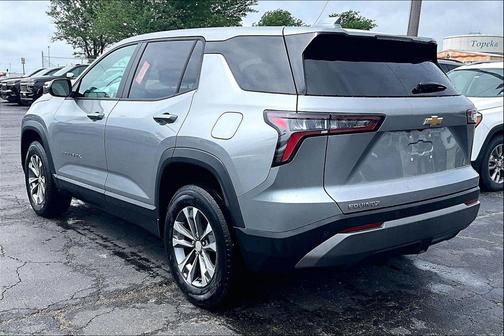 Sterling Gray Metallic 2026 Chevrolet Equinox 1LT