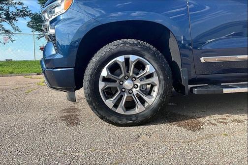 Northsky Blue Metallic 2022 Chevrolet Silverado 1500 High Country