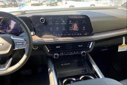 2025 Chevrolet Suburban Premier