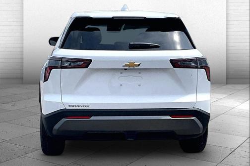 Summit White 2026 Chevrolet Equinox 1LT