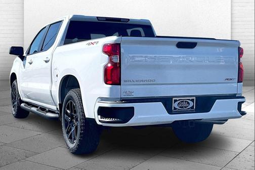Summit White 2026 Chevrolet Silverado 1500 RST