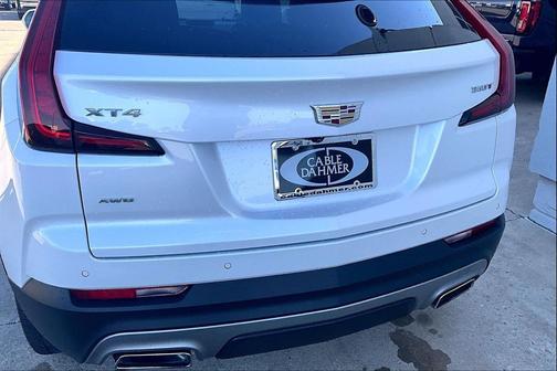 Crystal White Tricoat 2020 Cadillac XT4 Premium Luxury
