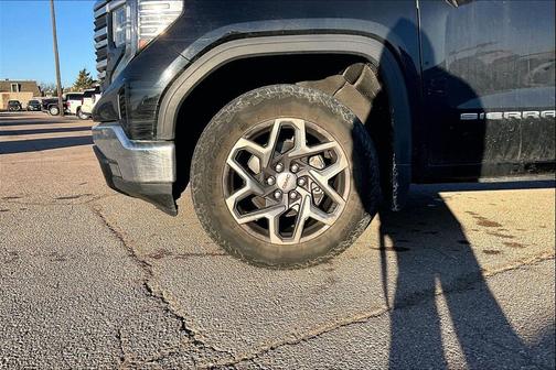 2022 GMC Sierra 1500 SLT