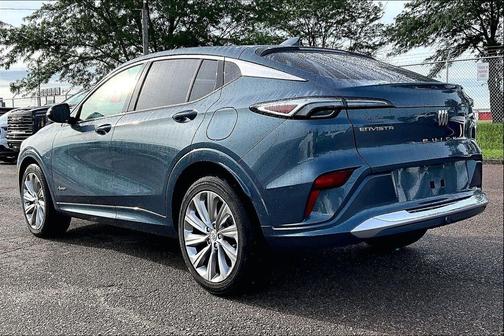 Ocean Blue Metallic 2024 Buick Envista Avenir FWD