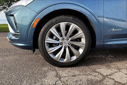 Ocean Blue Metallic 2024 Buick Envista Avenir FWD