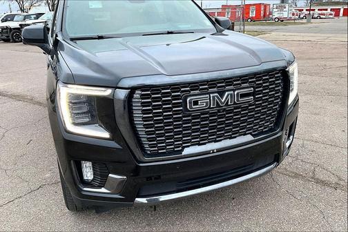 2023 GMC Yukon Denali Ultimate