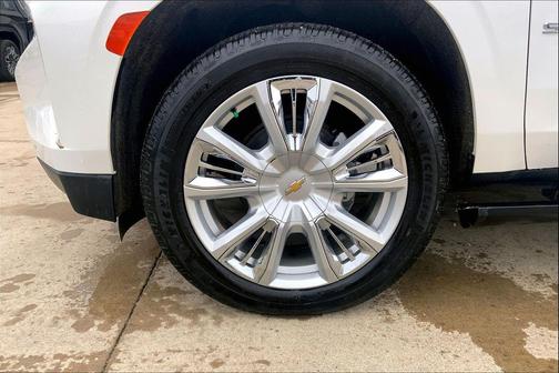 2021 Chevrolet Suburban 4WD High Country