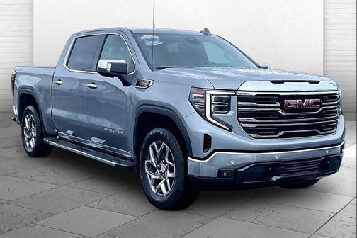 Sterling Metallic 2024 GMC Sierra 1500 SLT