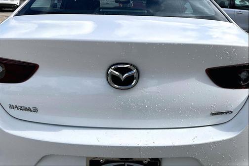 Snowflake White Pearl Mica 2025 Mazda Mazda3 FWD w/Preferred Package