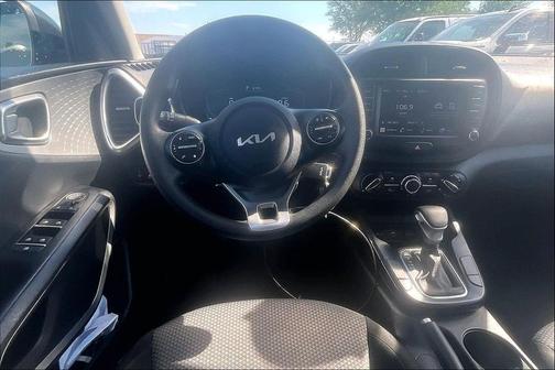 Gravity Gray 2025 Kia Soul LX