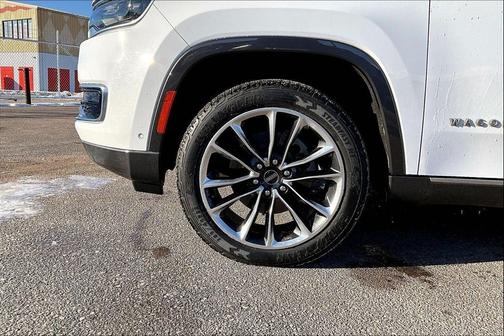 2022 Jeep Wagoneer Series III 4x4