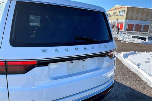 2022 Jeep Wagoneer Series III 4x4
