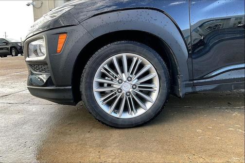 Ultra Black 2018 Hyundai KONA SEL