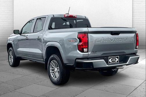 Sterling Gray Metallic 2026 Chevrolet Colorado LT