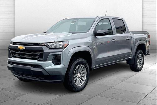 Sterling Gray Metallic 2026 Chevrolet Colorado LT