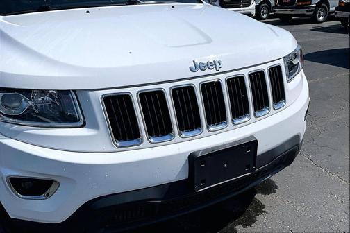 Bright White Clearcoat 2014 Jeep Grand Cherokee Laredo