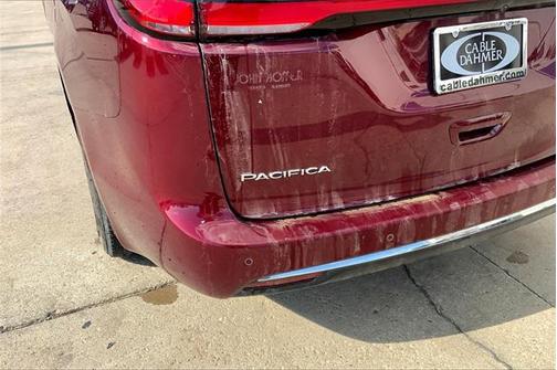2021 Chrysler Pacifica Touring