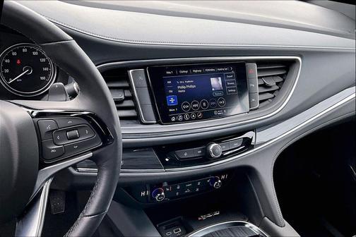 2024 Buick Enclave Essence FWD