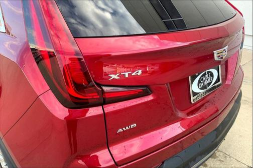 2022 Cadillac XT4 Premium Luxury