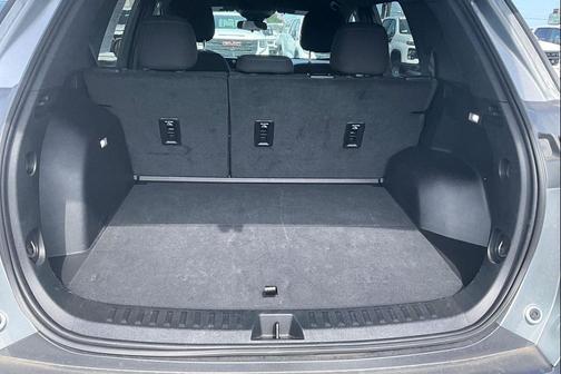 Sterling Gray Metallic 2026 Chevrolet Equinox 1LT