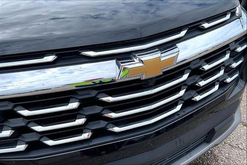 Mosaic Black Metallic 2026 Chevrolet Equinox 1LT