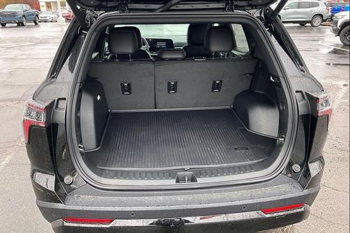 Mosaic Black Metallic 2026 Chevrolet Equinox AWD RS