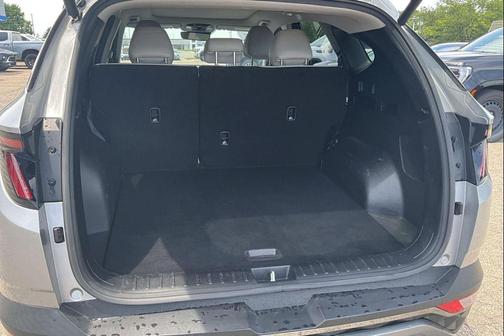 Shimmering Silver 2022 Hyundai TUCSON Limited