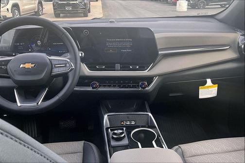 Sterling Gray Metallic 2026 Chevrolet Equinox 1LT